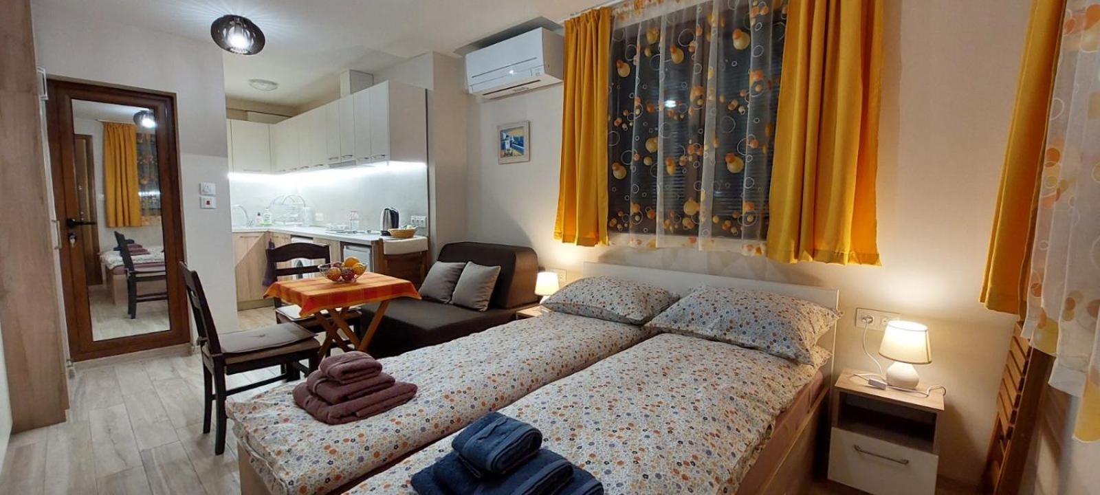 Studio Galileo Burgas City Exterior foto